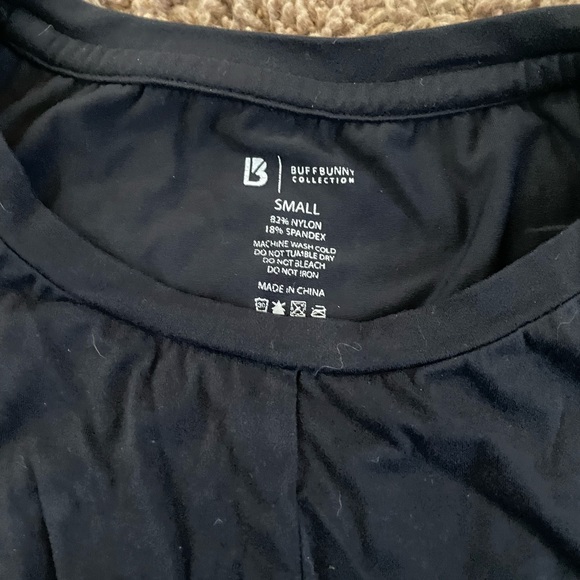 Buffbunny Crop Top - Picture 2 of 4